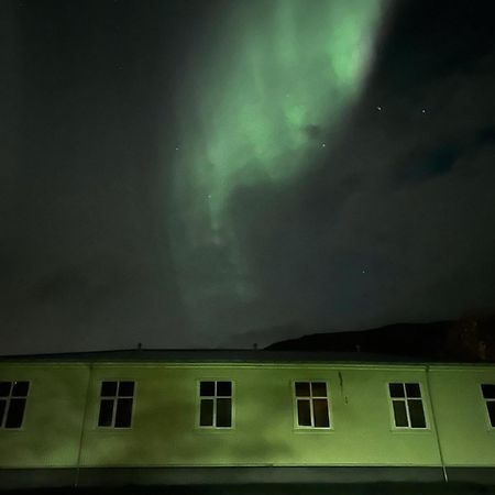 Bjork Guesthouse ラウガーバットン エクステリア 写真