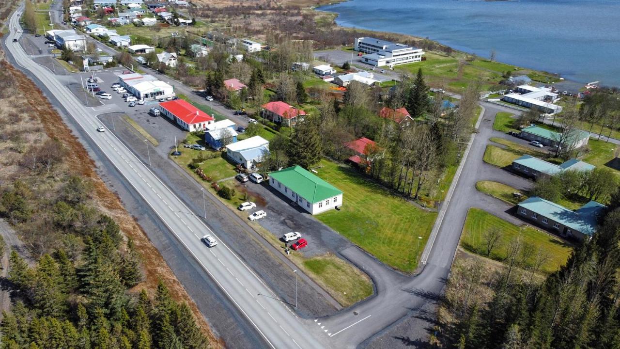 Bjork Guesthouse ラウガーバットン エクステリア 写真